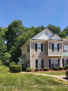 1703 Holliford Court