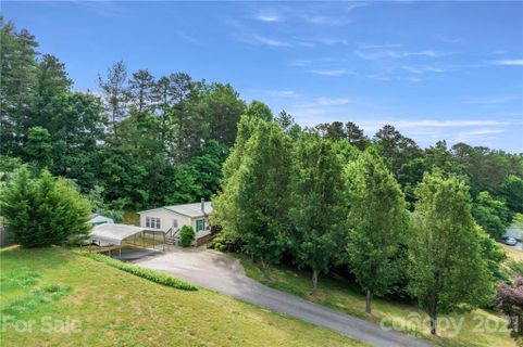 212 Sandy Creek Court sold home in Clear Creek Meadows, Hendersonville, NC