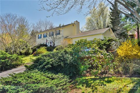 506 Saddleback Court sold home in Hidden Valley Farms, Asheville, NC