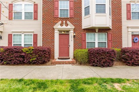10019 Kings Parade Boulevard