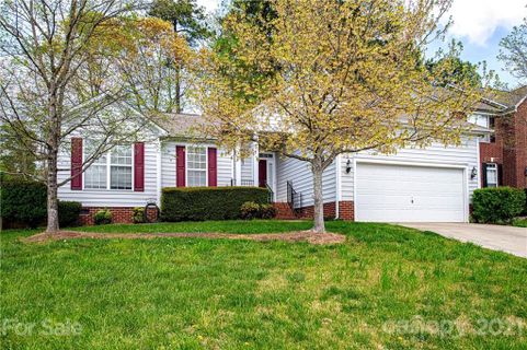 8911 Walden Ridge Drive