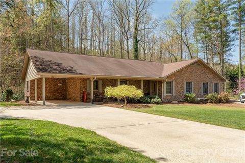 316 Benjamins Way sold home in Sherman Estates, Hendersonville, NC