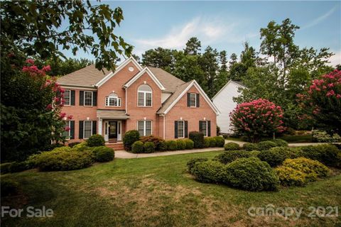 112 Weeping Spring Drive