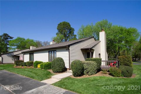 11320 Crossview Lane