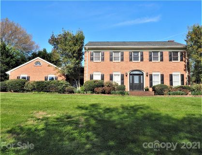3455 4th Street Boulevard sold home in Northmoor, Hickory, NC