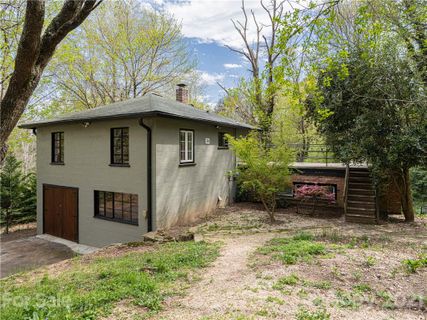 Previously sold for $372,000