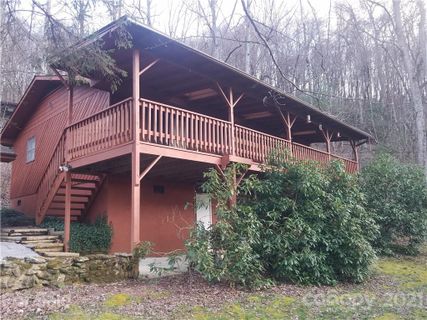 617 Apple Tree Court sold home in Freedlander Estates, Waynesville, NC