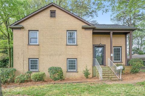 5008 The Plaza None sold home in Pinecroft, Charlotte, NC