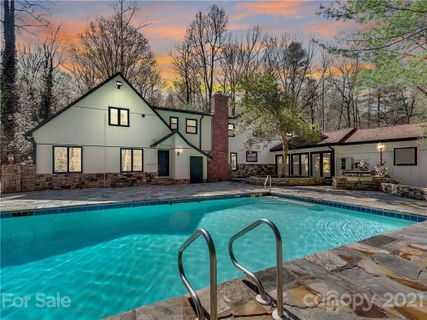 123 Estate Drive sold home in Chanteloupe Ctry Est, Hendersonville, NC
