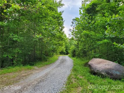263 Parkway View Lane Lots 8 & 11 sold home in Parkway View, Penrose, NC