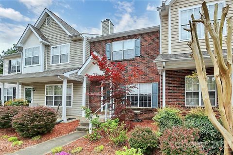12718 Tucker Crossing Lane sold home in Roxborough, Charlotte, NC