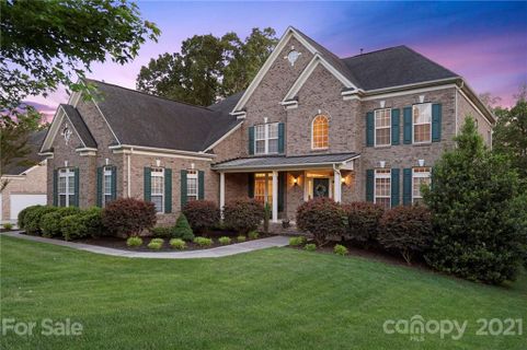 7315 Yellowhorn Trail