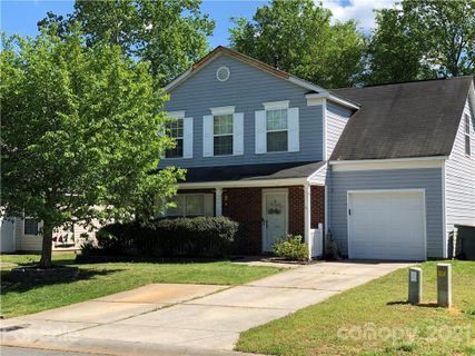 2833 Trestle Court