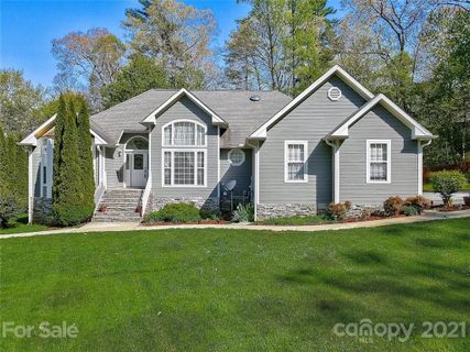 100 Arrowood Lane sold home in Cimarron Forest, Hendersonville, NC