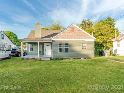 560 Hyde Park Drive