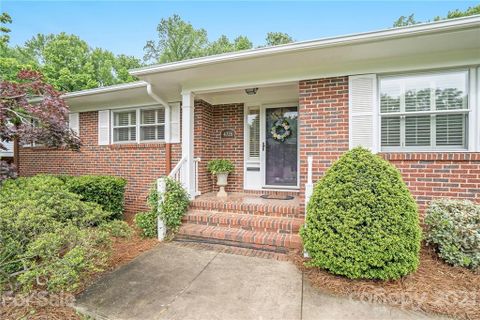 4726 Emory Lane