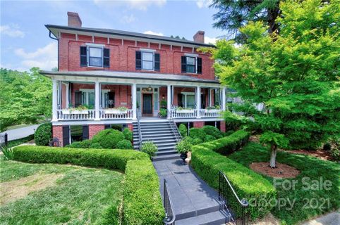 428 W Bank Street