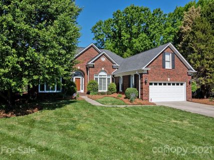 5645 Sunstar Court sold home in Cherokee, Charlotte, NC