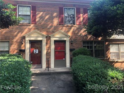 4722 Old Lantern Way