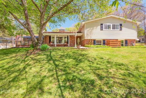 411 Whispering Hills Drive
