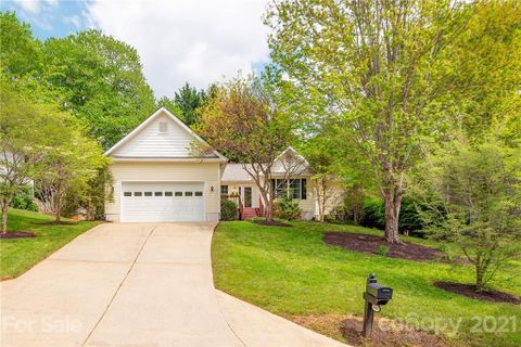 104 Forest Lake Drive