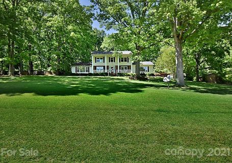 1553 Hallmark Drive