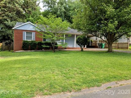 920 Cardinal Drive