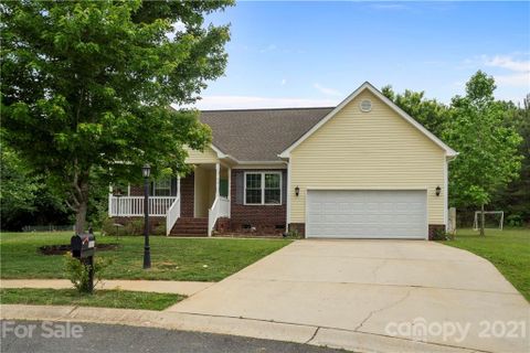 307 Lone Tree Lane sold home in Faulkner Ridge, Clover, SC