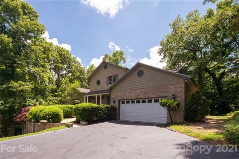 831 Sunlight Ridge Drive sold home in The Ledges of Hidden Hills, Hendersonville, NC