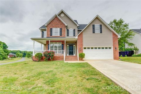 1701 Cypress Court sold home in Forest Pointe, Gastonia, NC