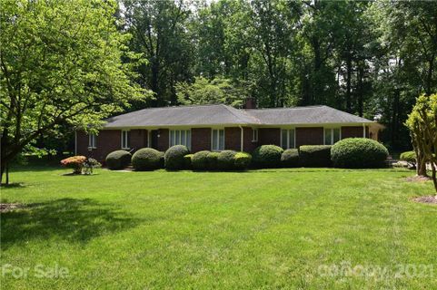 102 Belwood Drive