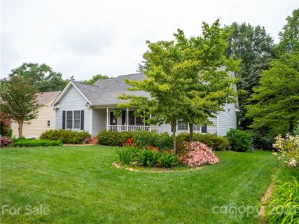 817 Thistledown Drive