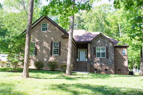 8930 Gosnell Drive sold home in Mint Hill Estates, Charlotte, NC