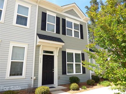 117 N Ferncliff Drive