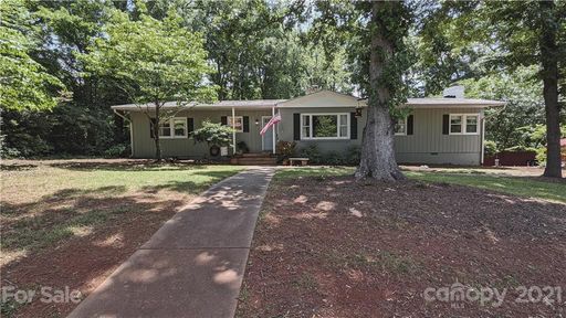1476 Greenwood Lane