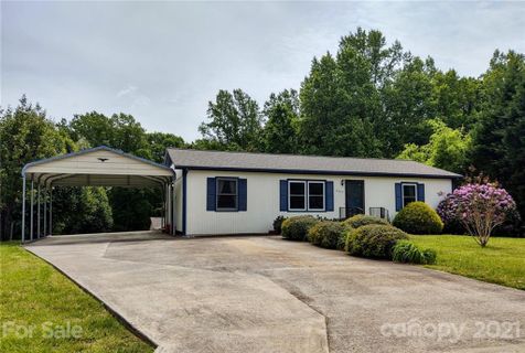 2263 Starbrooke Drive sold home in Betts Brooke, Newton, NC