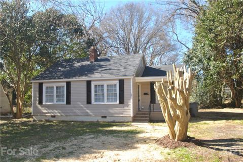 2812 Mayflower Road