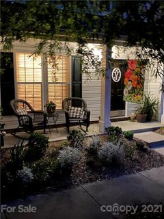 8072 Sapwood Court sold home in Parkside Townhomes, Matthews, NC