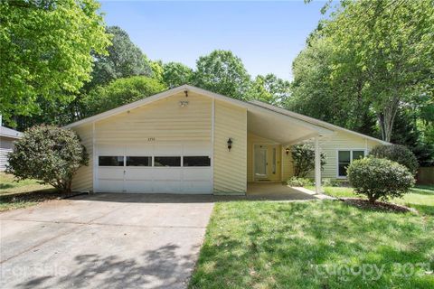 3755 Sweetgrass Lane sold home in Cedar Woods, Charlotte, NC