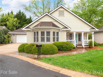 16 Creekside Way