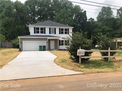 6121 King George Drive sold home in Meadowbrook Forest, Charlotte, NC