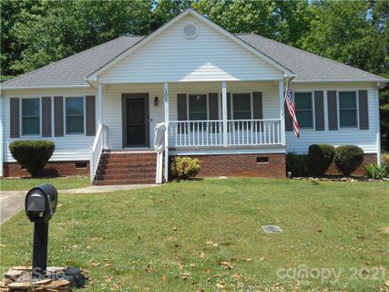 108 Webbs Mill Drive 5