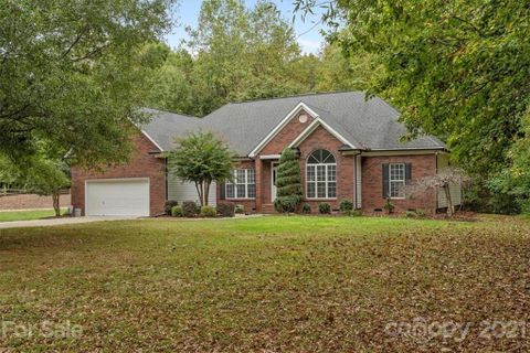 430 Hunters Point Drive