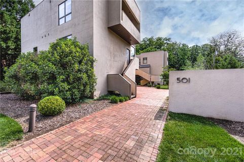 501 Fenton Place L