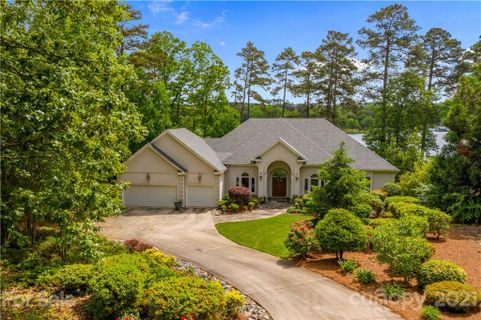 506 Pennington Ferry Drive