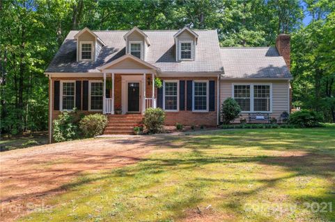 224 Raintree Drive sold home in Rain Forest, Matthews, NC