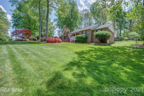 503 Deerfield Drive sold home in Country Club, Kings Mountain, NC