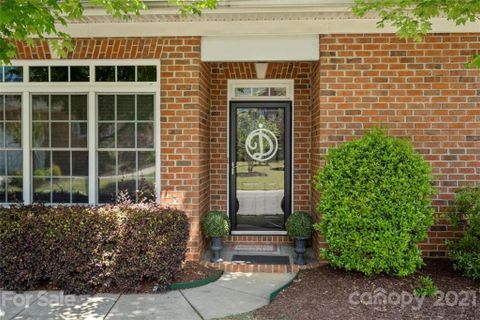302 Shinnecock Lane
