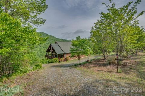 445 Mountain Lookout Drive