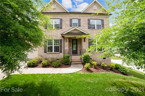 2905 Bridle Brook Way